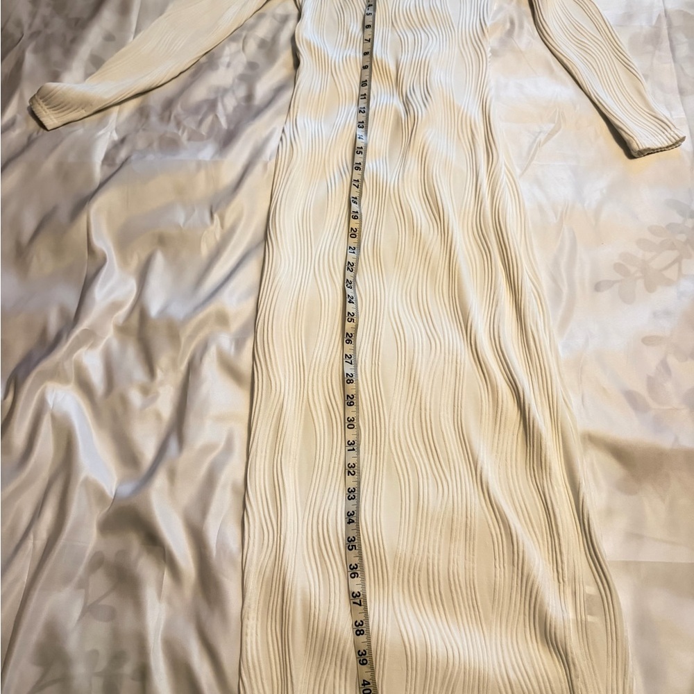 Cream Ribbed Off-Shoulder Midi Dress – Size XS - Picture 2 of 7